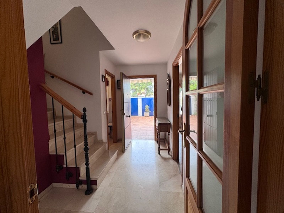 5 Bed Townhouse for sale in San Pedro De Alcántara Costa Del Sol, Málaga, Spain