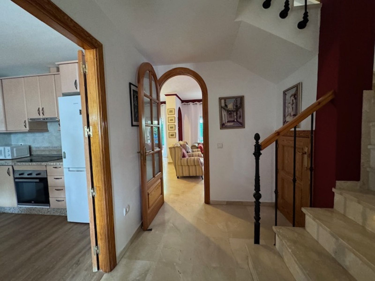 5 Bed Townhouse for sale in San Pedro De Alcántara Costa Del Sol, Málaga, Spain