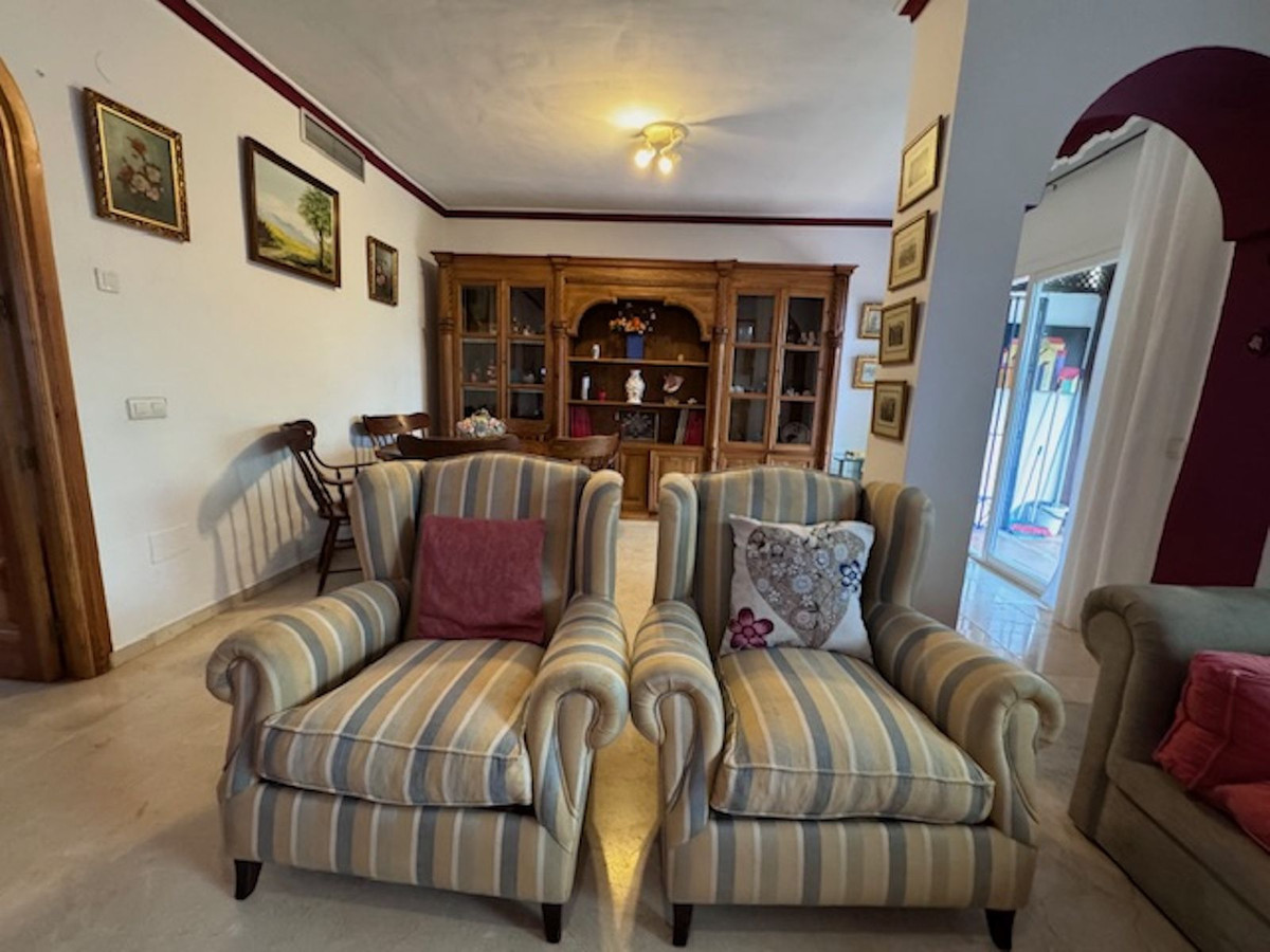 5 Bed Townhouse for sale in San Pedro De Alcántara Costa Del Sol, Málaga, Spain