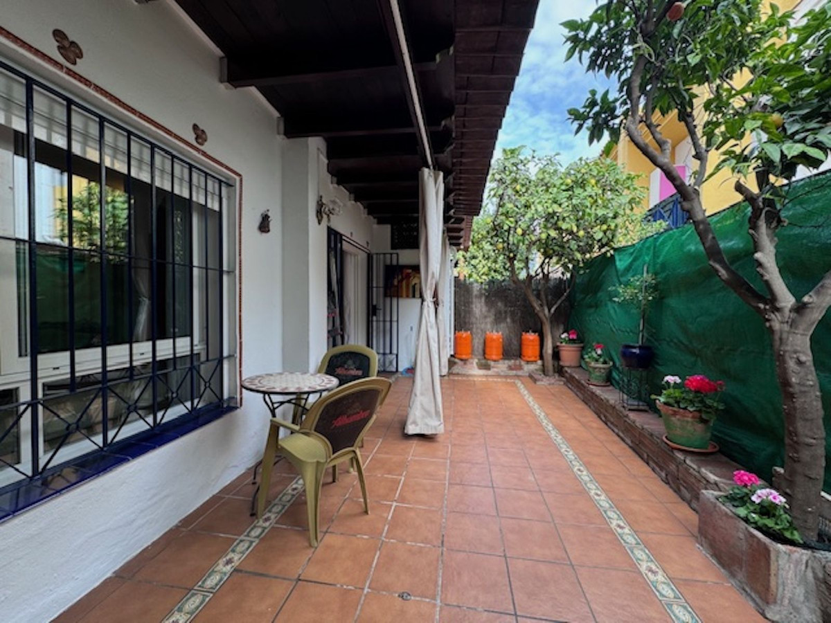 5 Bed Townhouse for sale in San Pedro De Alcántara Costa Del Sol, Málaga, Spain