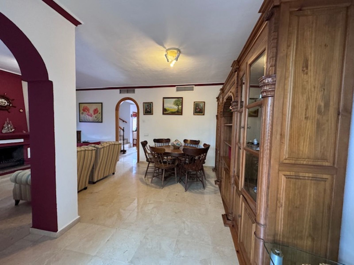 5 Bed Townhouse for sale in San Pedro De Alcántara Costa Del Sol, Málaga, Spain