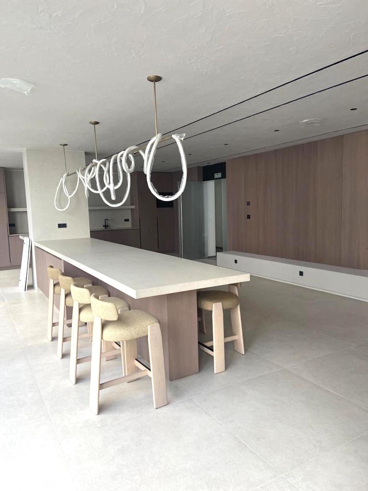1 Bed Commercial unit for sale in Marbella Costa Del Sol, Málaga, Spain
