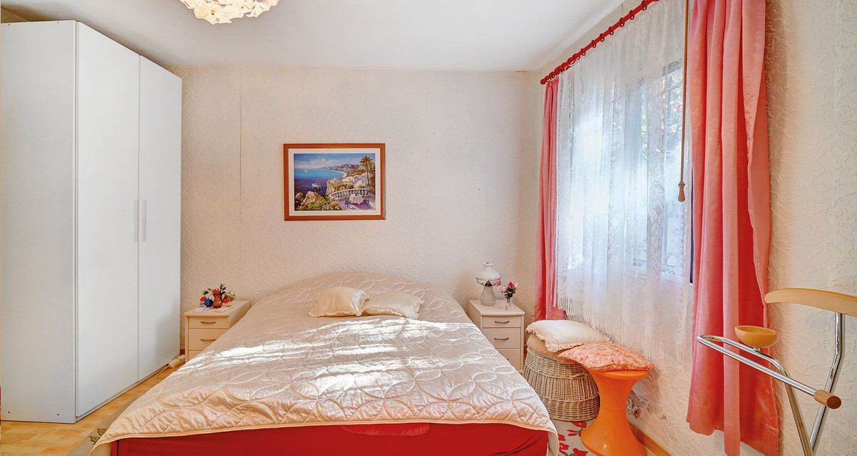 Se vende Villa - Chalet de 4 dormitorios en Costa Del Sol, Málaga, España