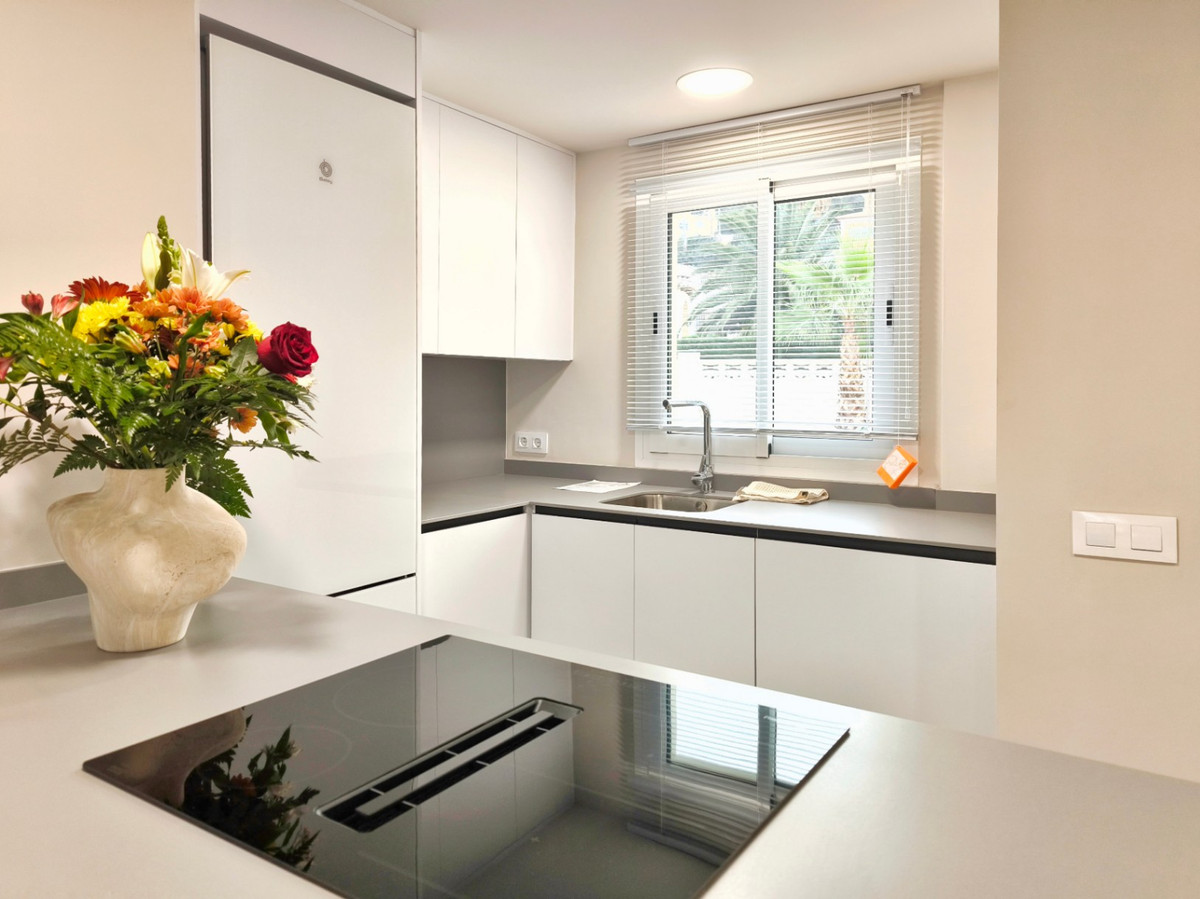 Se vende Apartamento Planta Baja de 2 dormitorios en Costa Blanca, Alicante, España