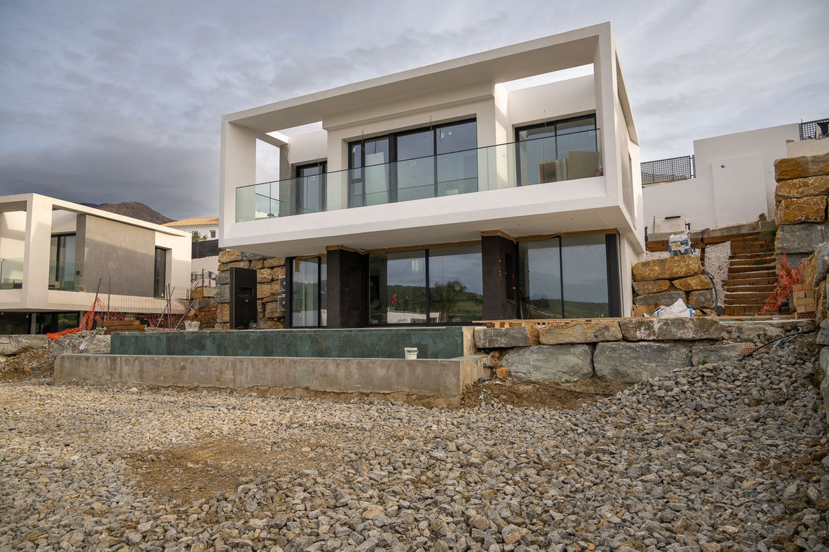 Se vende Villa - Chalet de 4 dormitorios en Costa Del Sol, Málaga, España