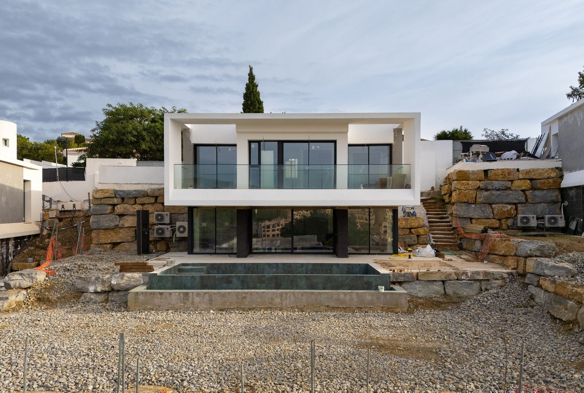 Se vende Villa - Chalet de 4 dormitorios en Costa Del Sol, Málaga, España