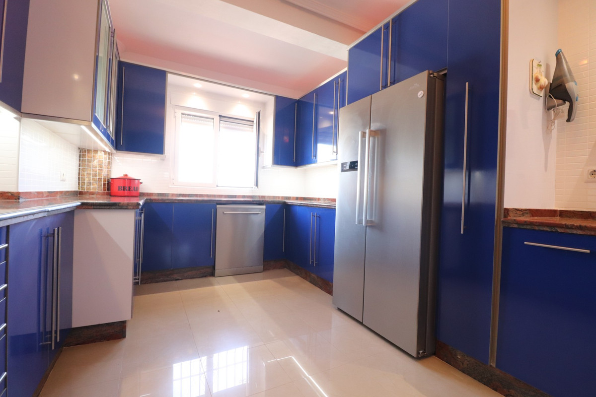 Se vende Villa - Chalet de 3 dormitorios en Costa Blanca, Alicante, España