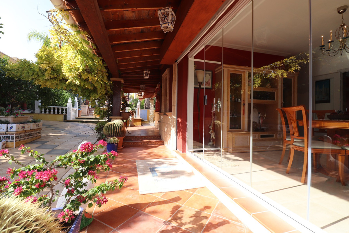 Se vende Villa - Chalet de 3 dormitorios en Costa Blanca, Alicante, España