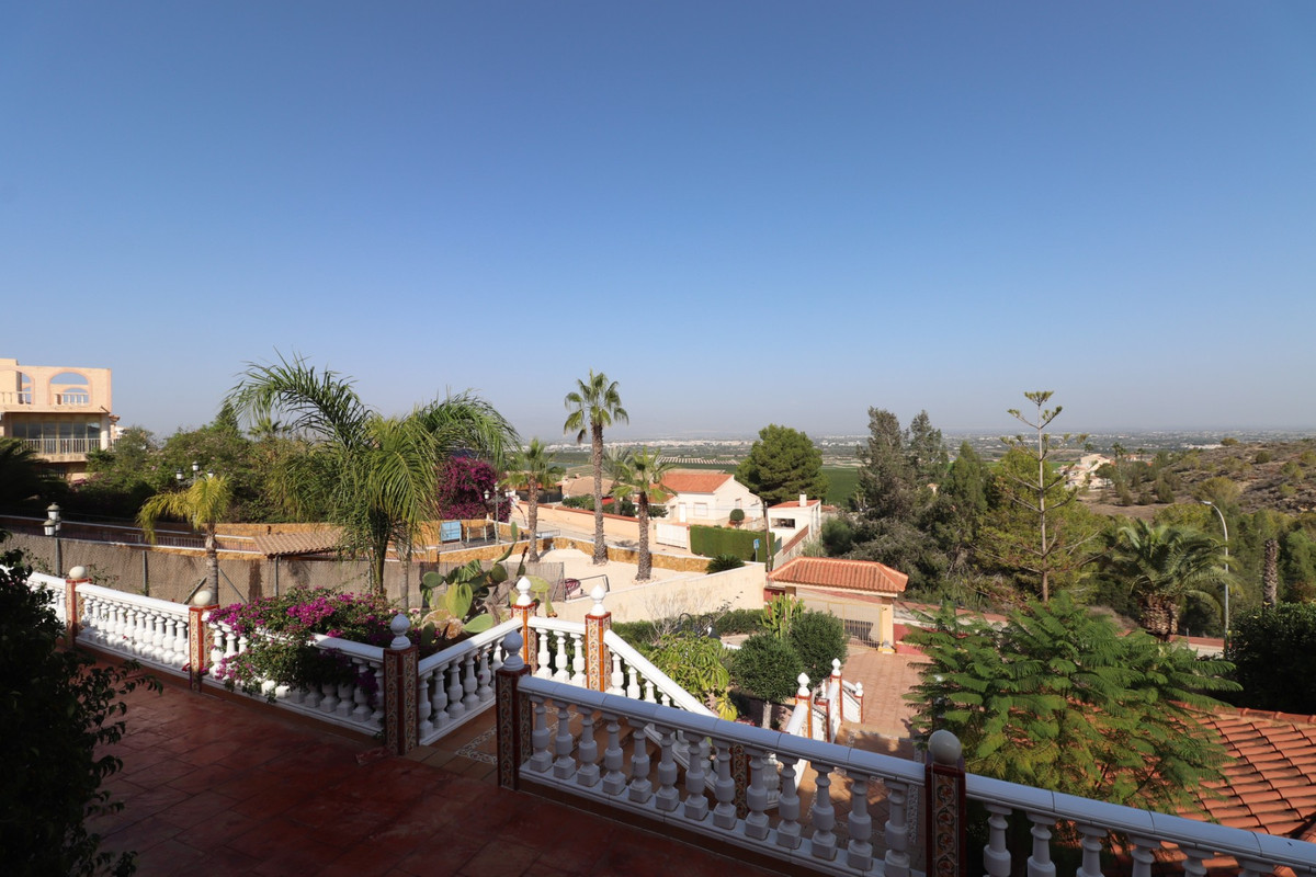 Se vende Villa - Chalet de 3 dormitorios en Costa Blanca, Alicante, España
