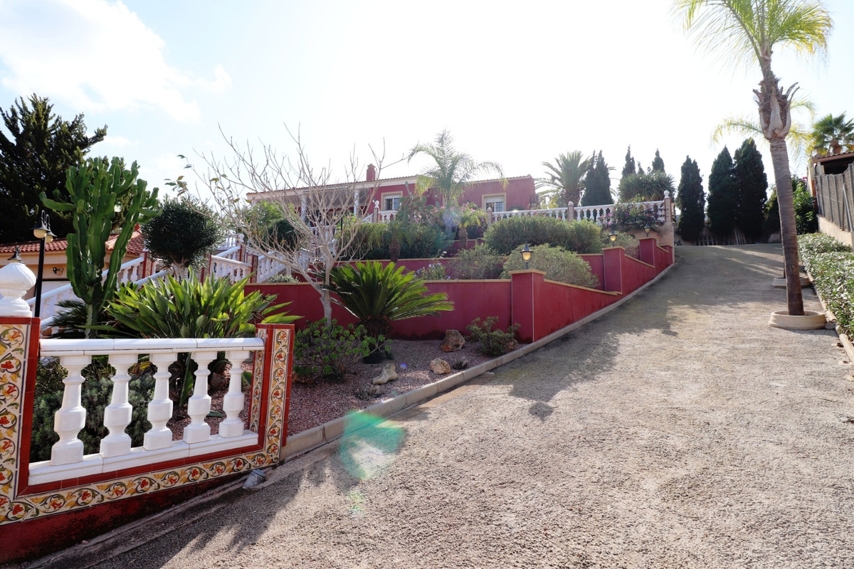 Se vende Villa - Chalet de 3 dormitorios en Costa Blanca, Alicante, España