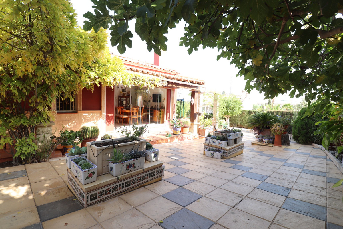 Se vende Villa - Chalet de 3 dormitorios en Costa Blanca, Alicante, España