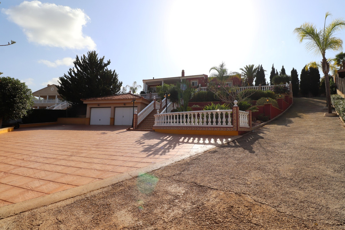 Se vende Villa - Chalet de 3 dormitorios en Costa Blanca, Alicante, España