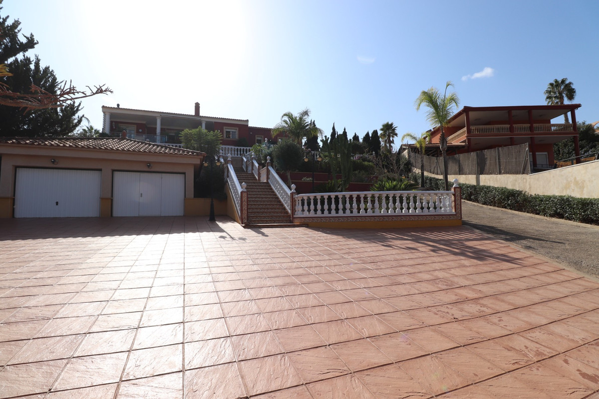 Se vende Villa - Chalet de 3 dormitorios en Costa Blanca, Alicante, España