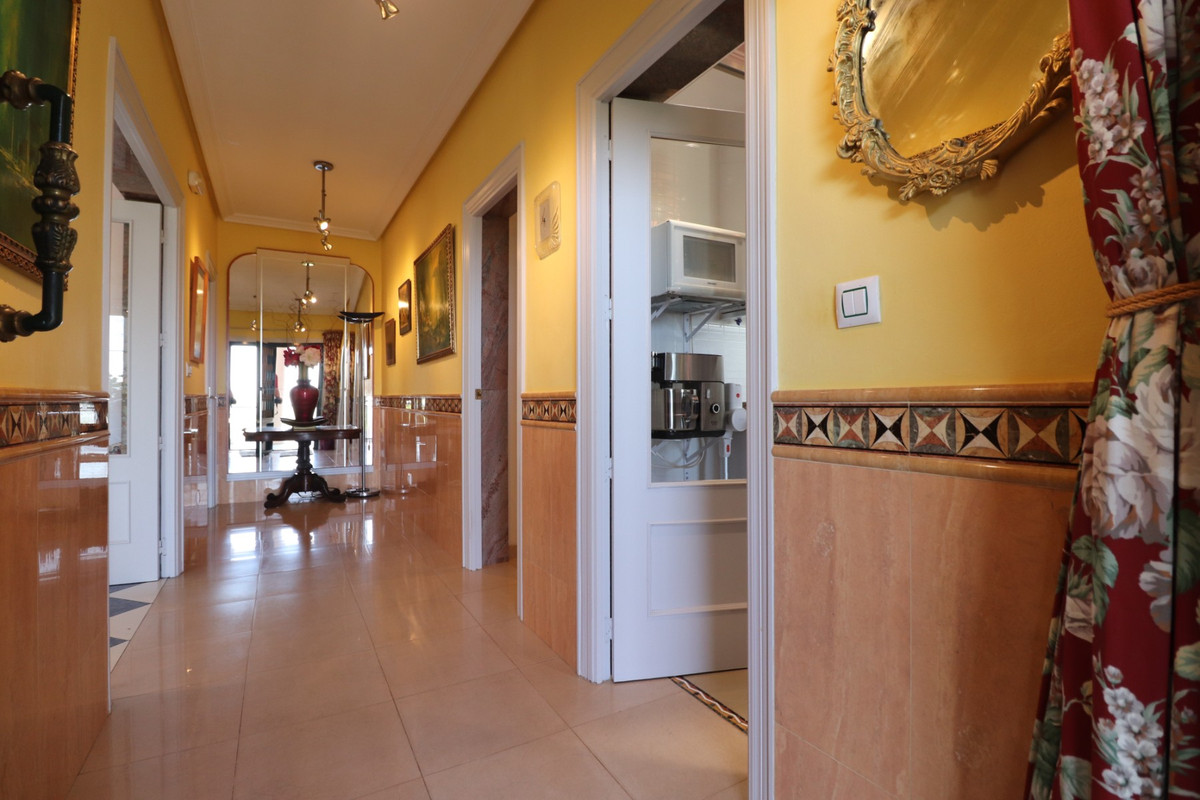 Se vende Villa - Chalet de 3 dormitorios en Costa Blanca, Alicante, España
