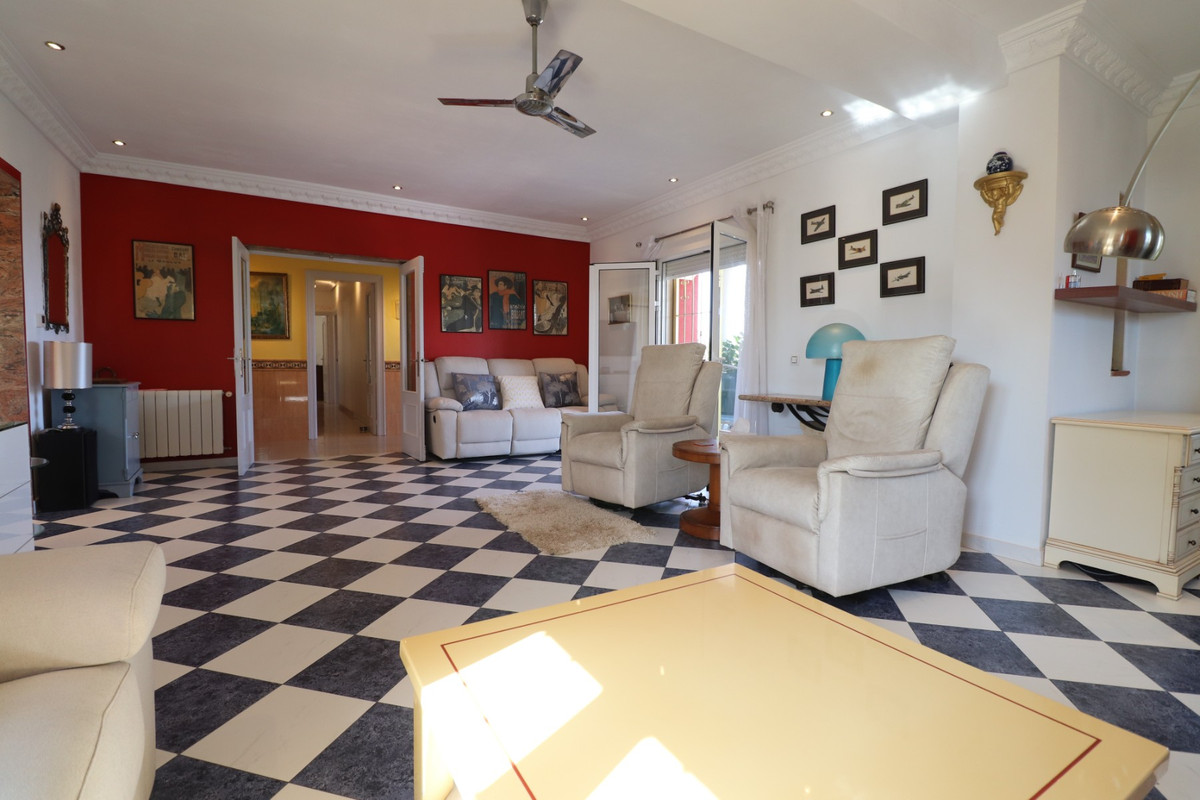 Se vende Villa - Chalet de 3 dormitorios en Costa Blanca, Alicante, España