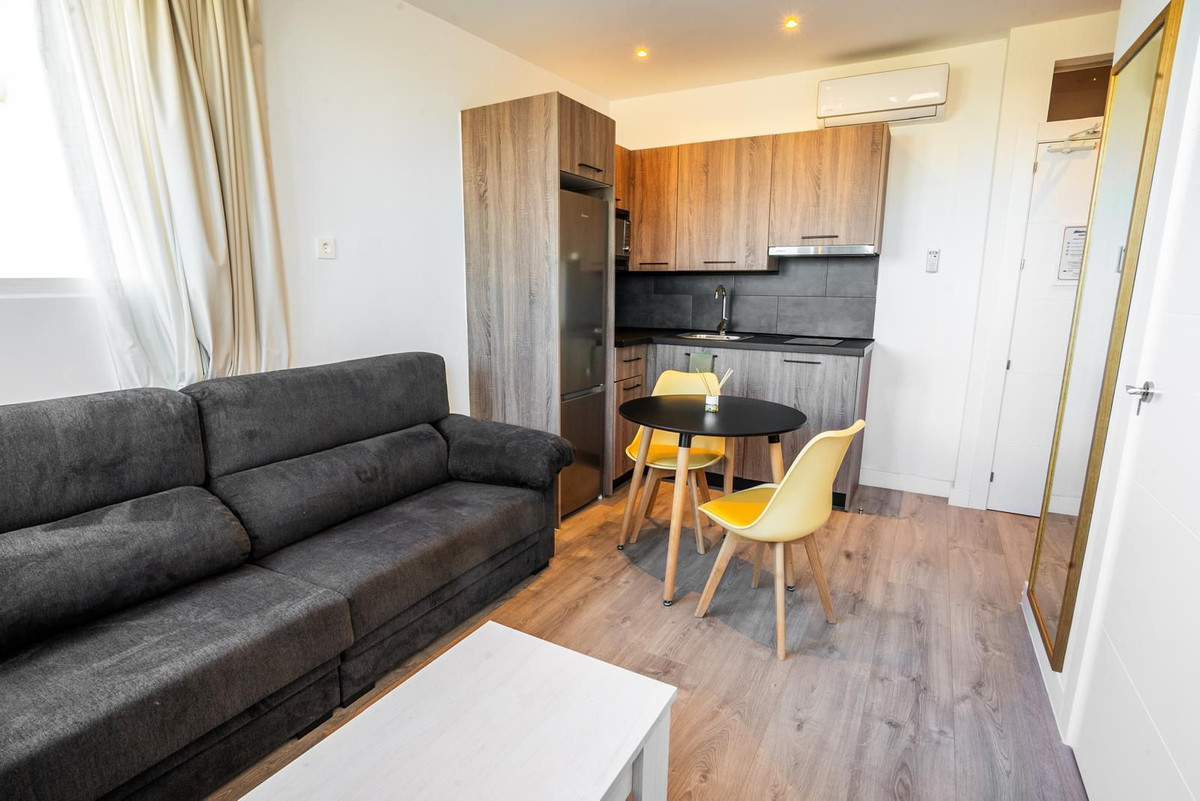 7 Bed Apartment for sale in Marbella Costa Del Sol, Málaga, Spain