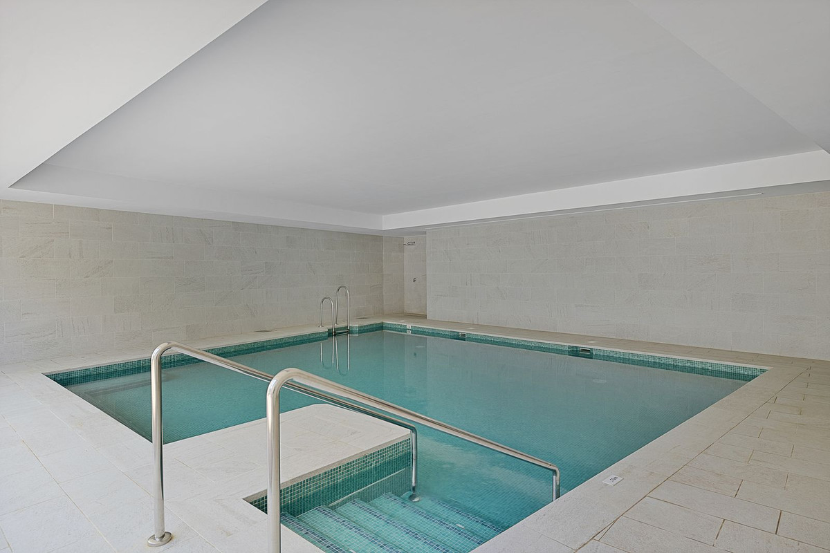 3 Bed Apartment for sale in Los Alamos Costa Del Sol, Málaga, Spain