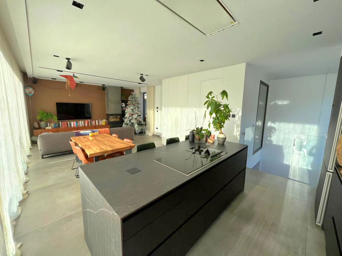 5 Bed Townhouse for sale in Mijas Costa Del Sol, Málaga, Spain