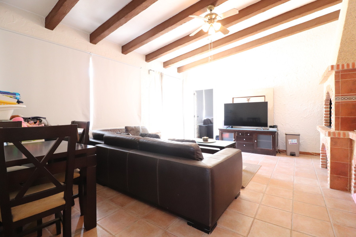 Se vende Villa - Chalet de 6 dormitorios en Costa Blanca, Alicante, España