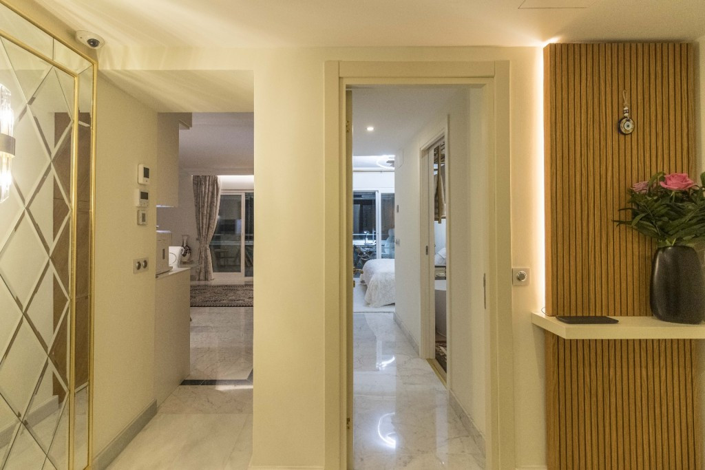 Se vende Apartamento Planta Media de 3 dormitorios en Costa Del Sol, Málaga, España