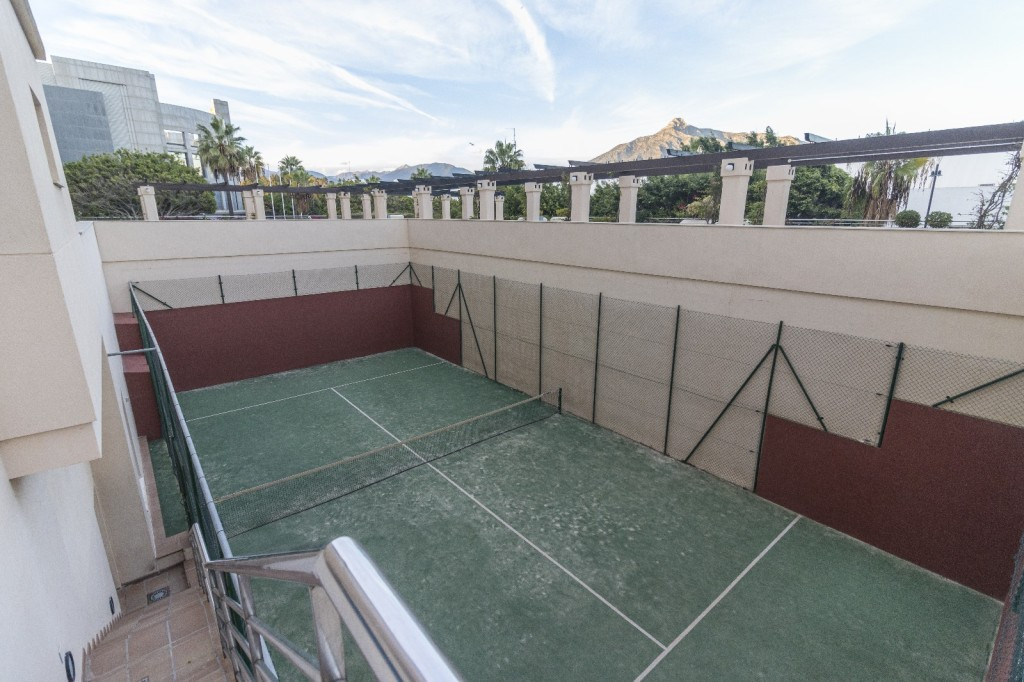 Se vende Apartamento Planta Media de 3 dormitorios en Costa Del Sol, Málaga, España