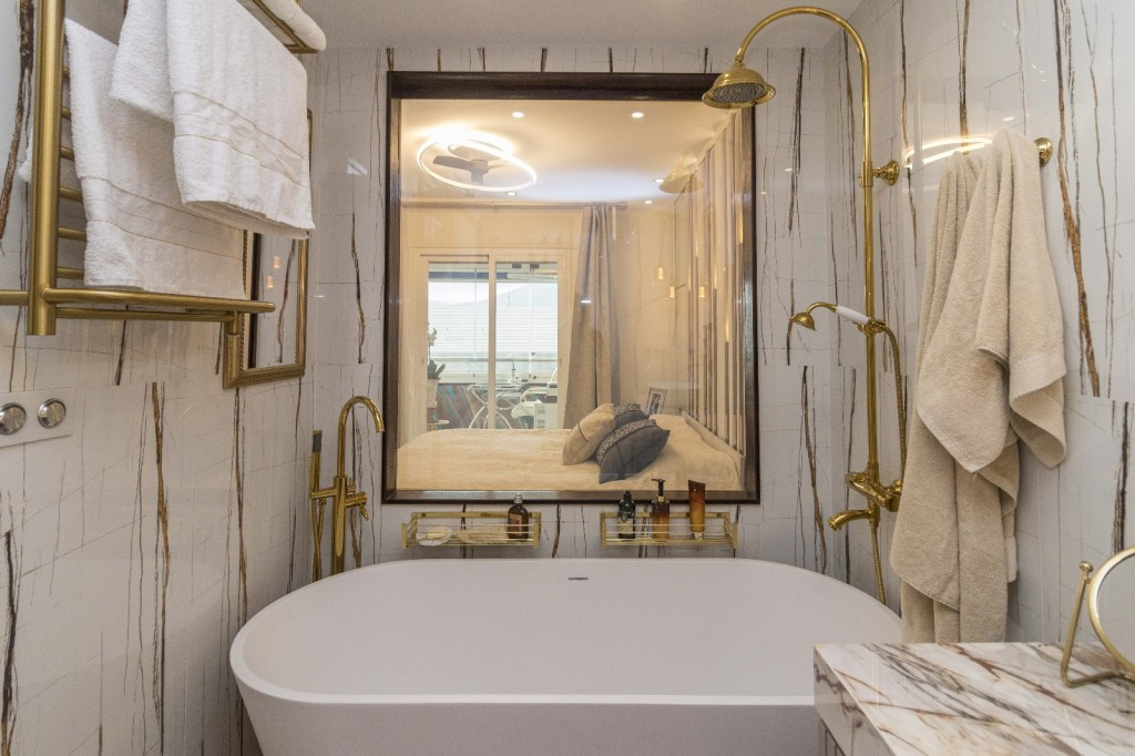 Se vende Apartamento Planta Media de 3 dormitorios en Costa Del Sol, Málaga, España