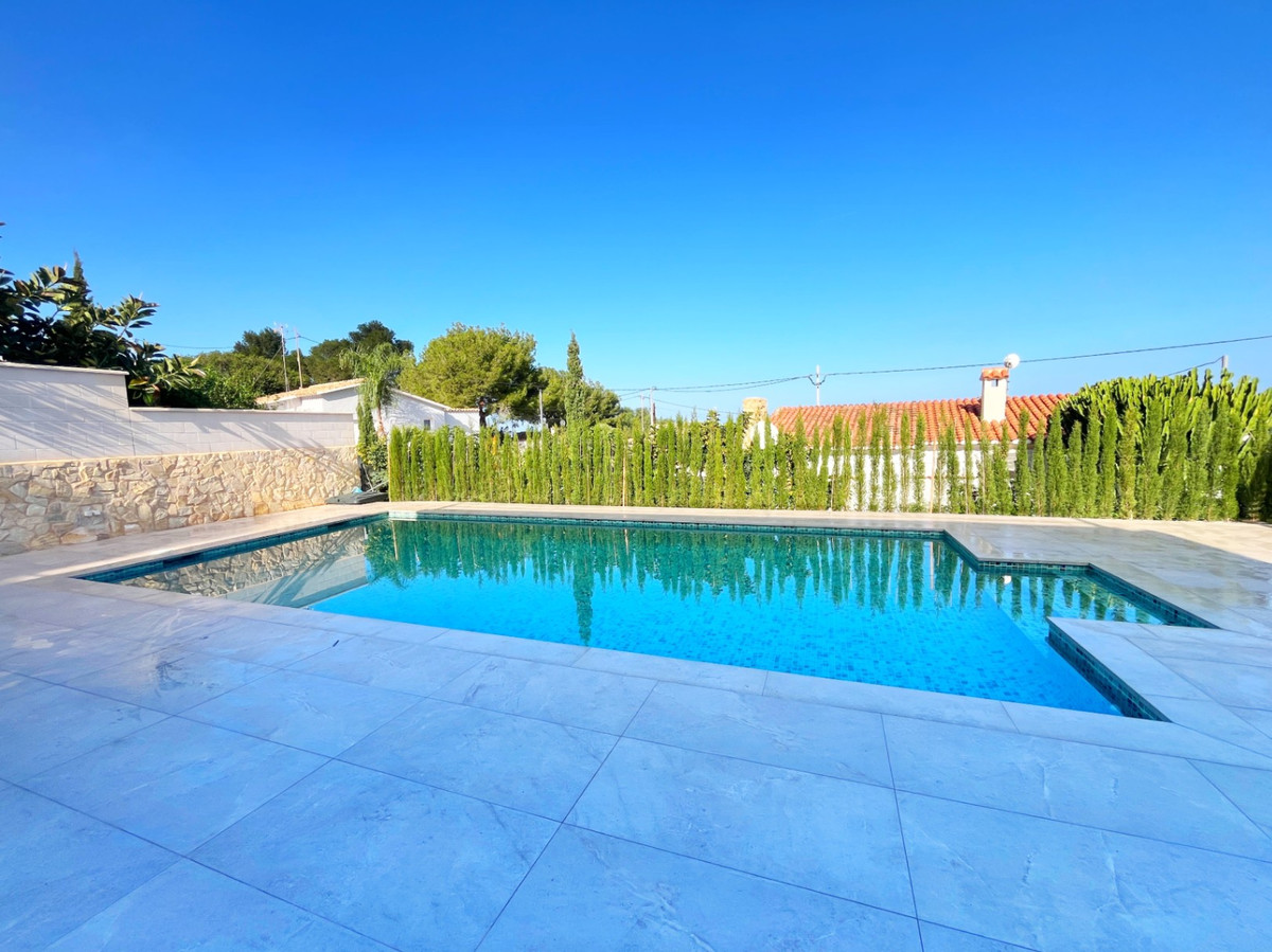4 Bed Townhouse for sale in Denia Costa Blanca, Alicante, Spain