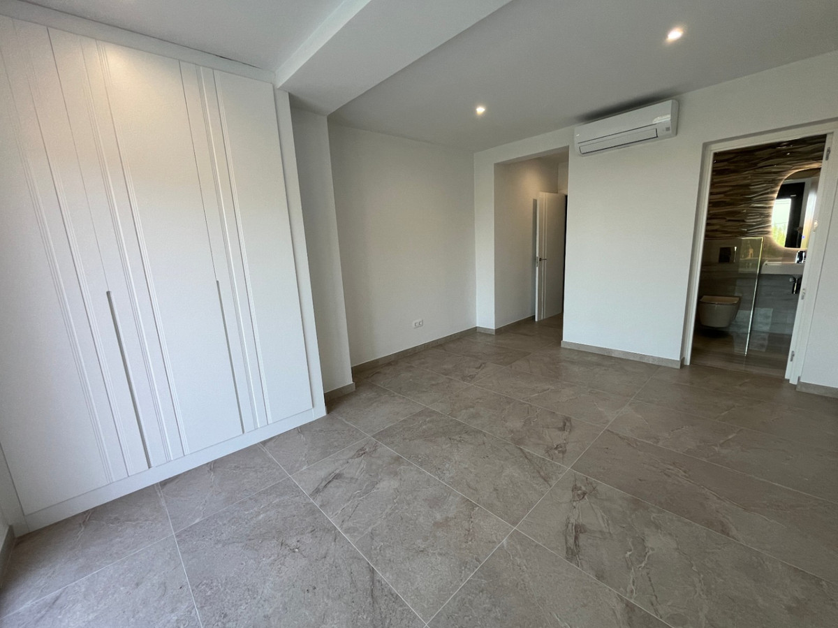 4 Bed Townhouse for sale in Denia Costa Blanca, Alicante, Spain