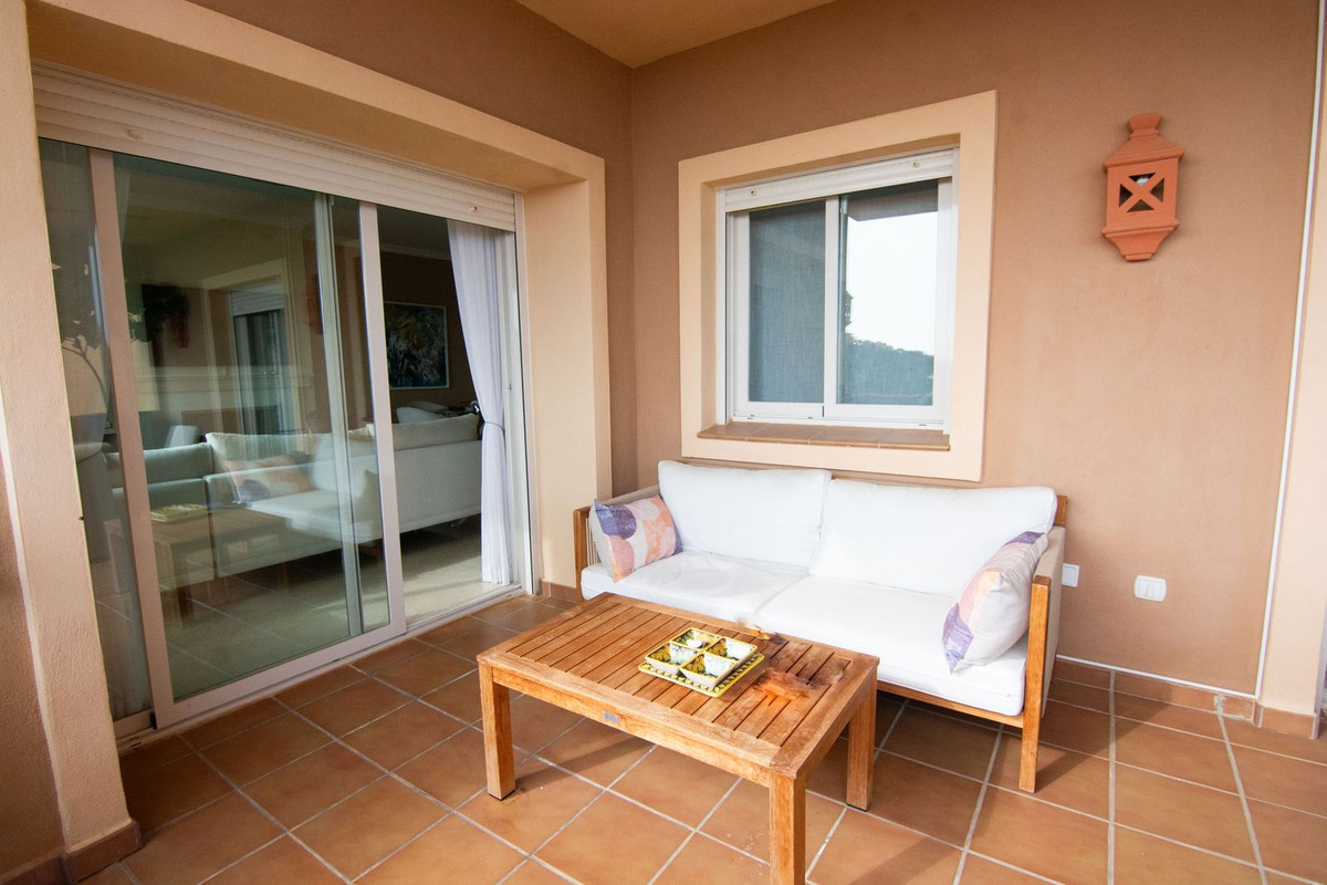 2 Bed Apartment for sale in La Mairena Costa Del Sol, Málaga, Spain