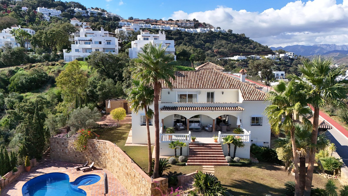 Se vende Villa - Chalet de 6 dormitorios en Costa Del Sol, Málaga, España