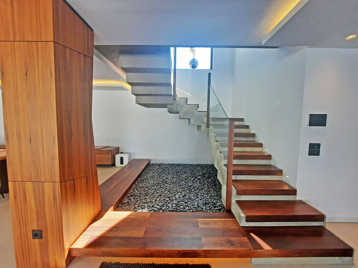 Se vende Villa - Chalet de 4 dormitorios en Costa Del Sol, Málaga, España