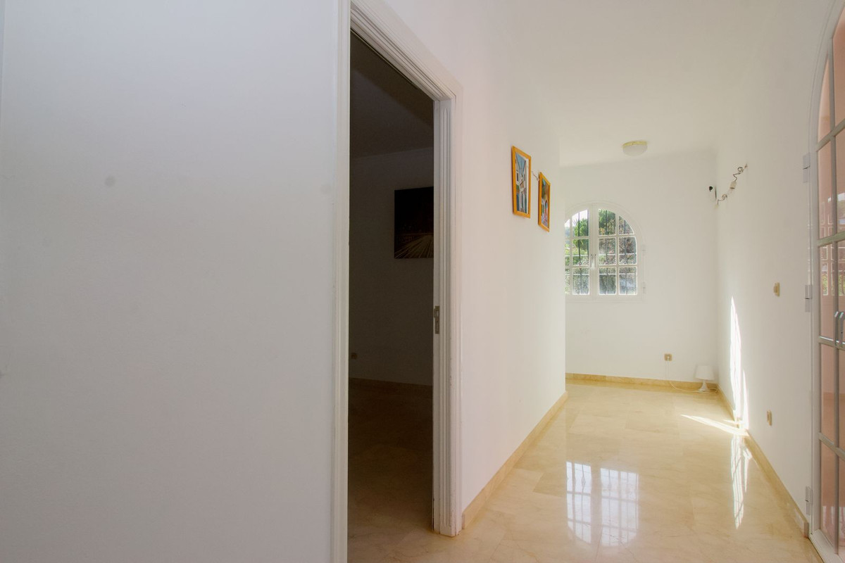 5 Bed Townhouse for sale in Alhaurín El Grande Costa Del Sol, Málaga, Spain
