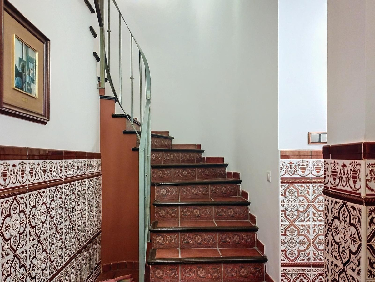 4 Bed Townhouse for sale in Las Lagunas Costa Del Sol, Málaga, Spain