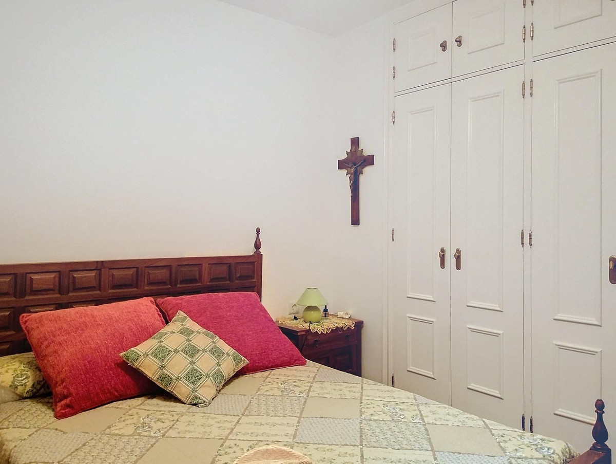 4 Bed Townhouse for sale in Las Lagunas Costa Del Sol, Málaga, Spain