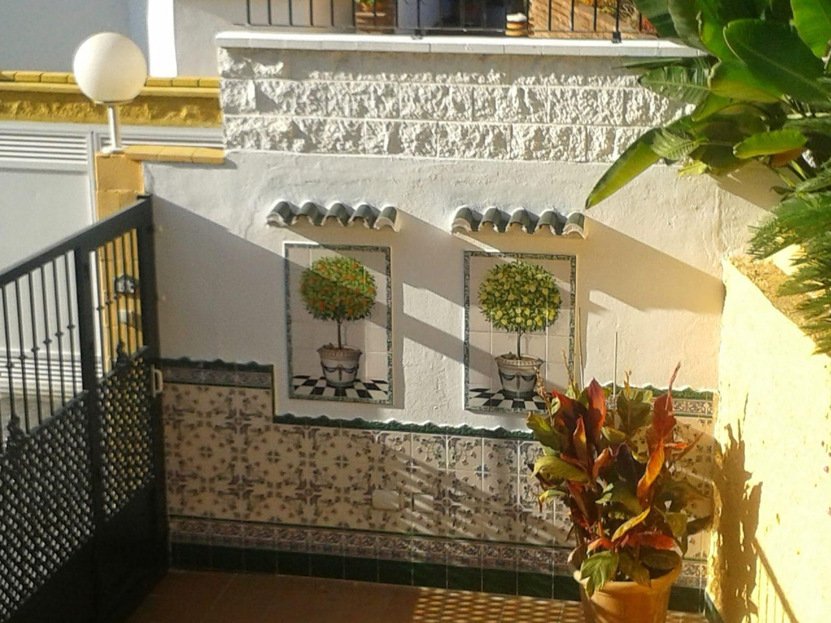 4 Bed Townhouse for sale in Las Lagunas Costa Del Sol, Málaga, Spain