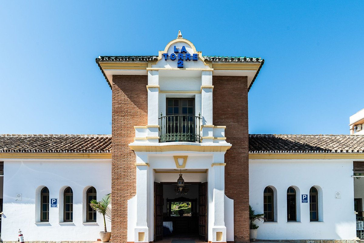Se vende Terreno Comercial  en Costa Del Sol, Málaga, España