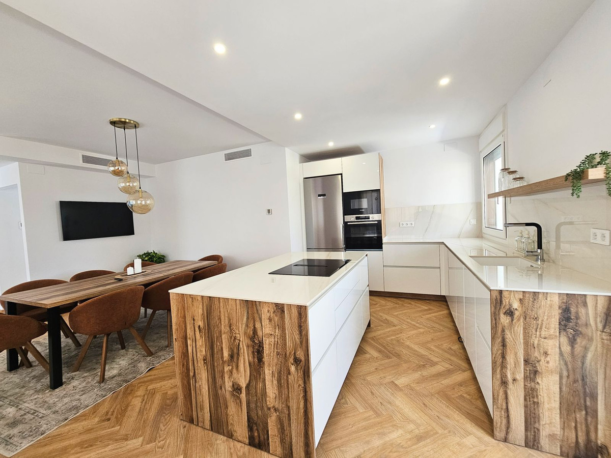 5 Bed Townhouse for sale in La Cala De Mijas Costa Del Sol, Málaga, Spain