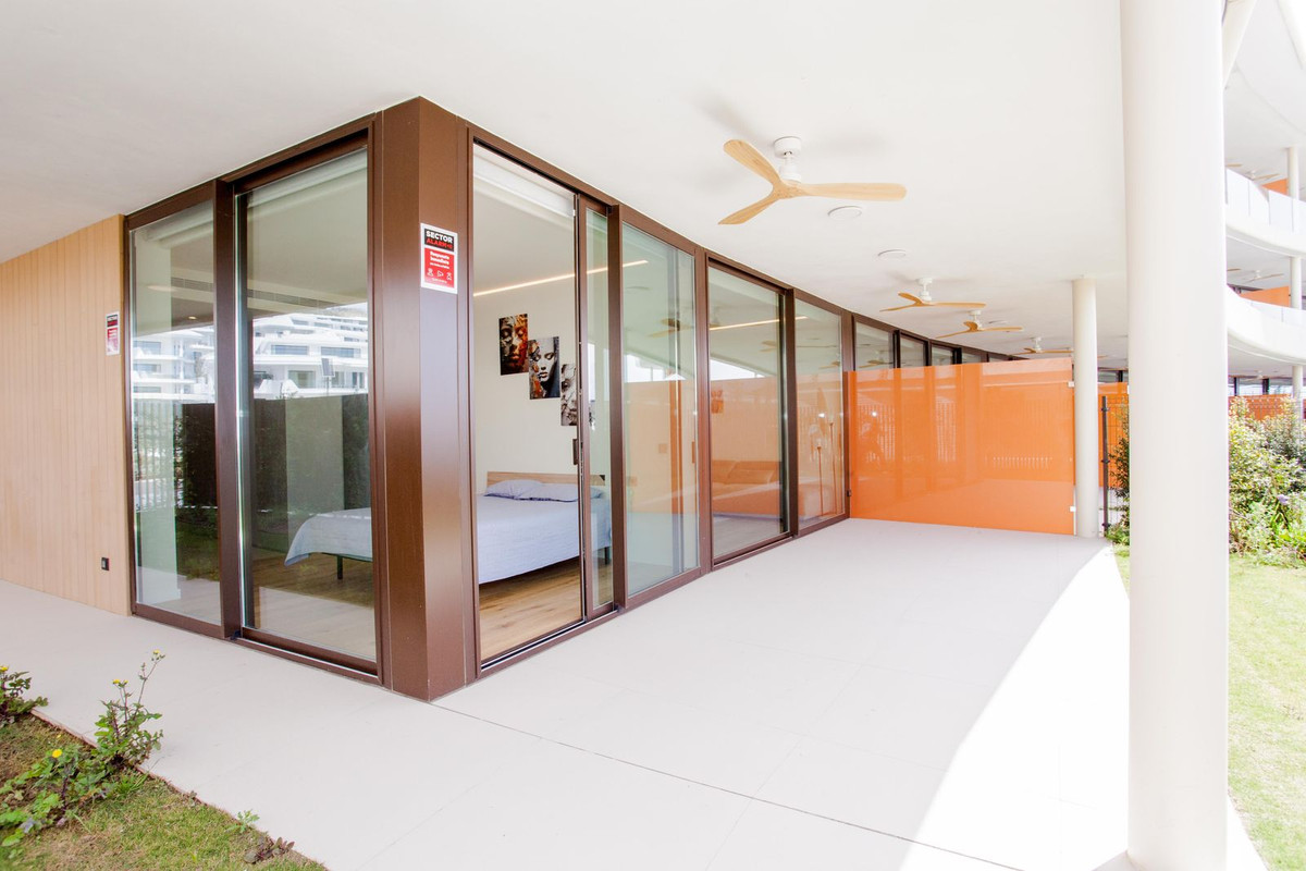 2 Bed Apartment for sale in Fuengirola Costa Del Sol, Málaga, Spain