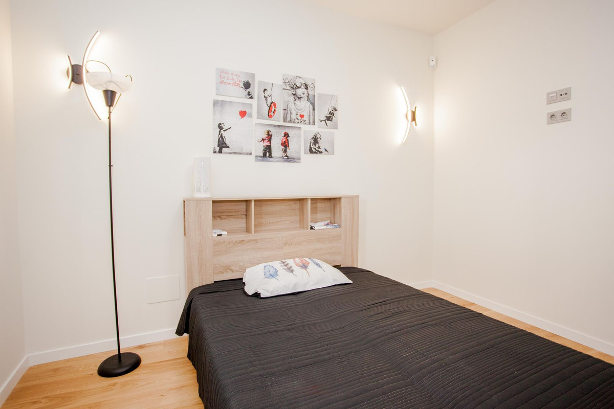 2 Bed Apartment for sale in Fuengirola Costa Del Sol, Málaga, Spain