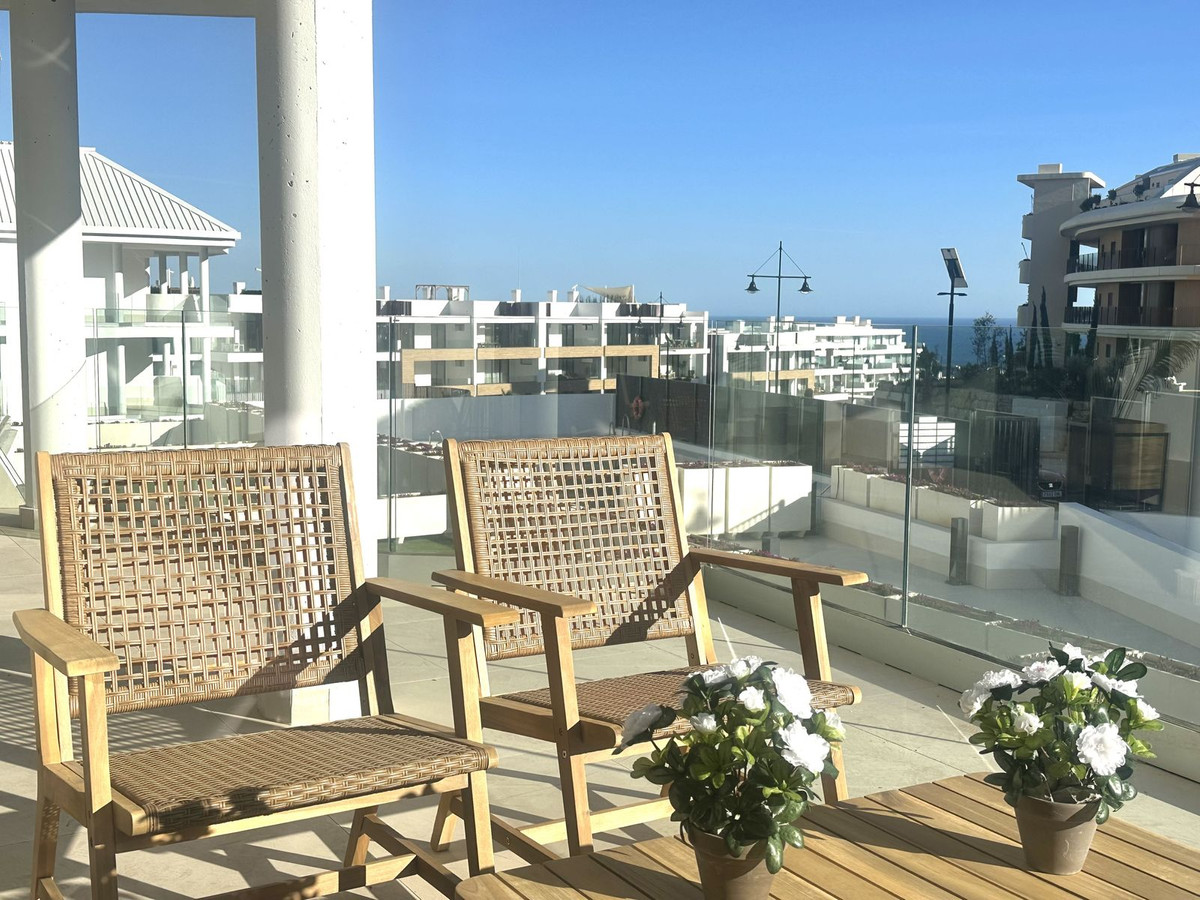 2 Bed Apartment for sale in Fuengirola Costa Del Sol, Málaga, Spain