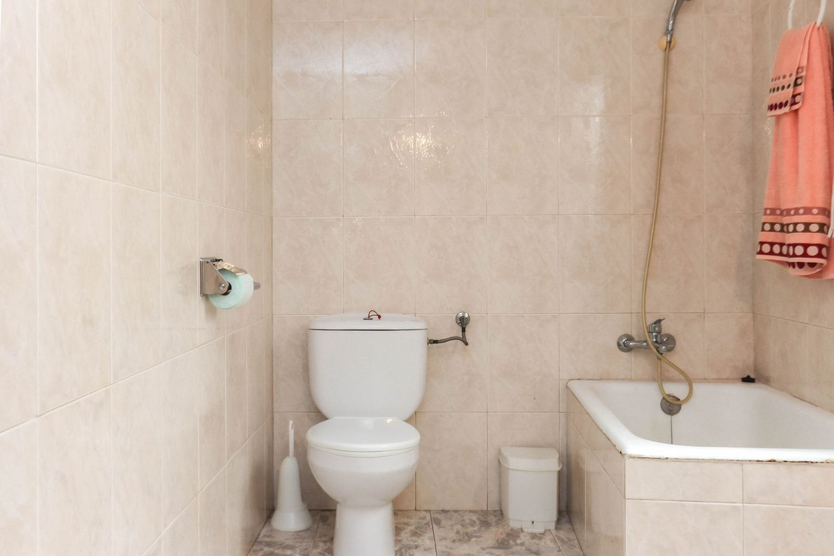 Se vende Adosada de 4 dormitorios en Costa Del Sol, Málaga, España