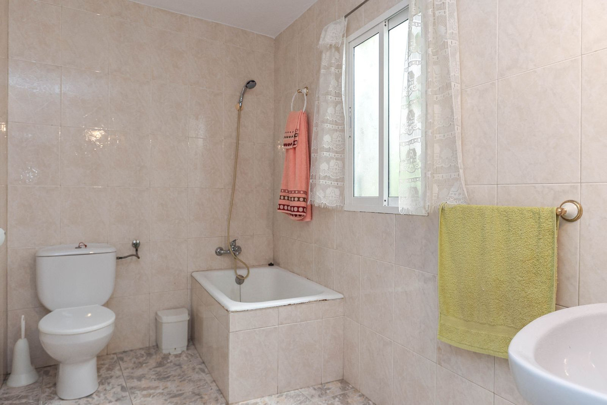 Se vende Adosada de 4 dormitorios en Costa Del Sol, Málaga, España