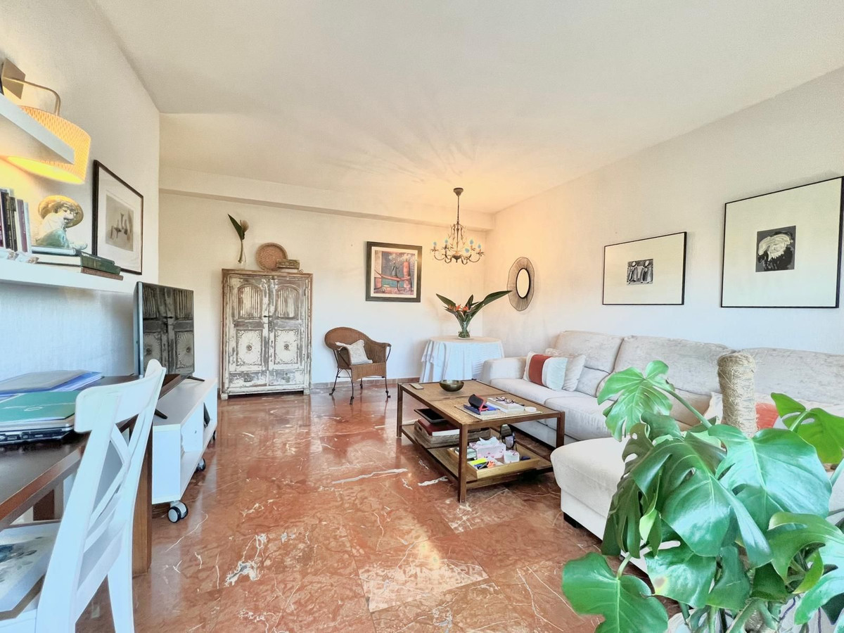 2 Bed Apartment for sale in Las Chapas Costa Del Sol, Málaga, Spain
