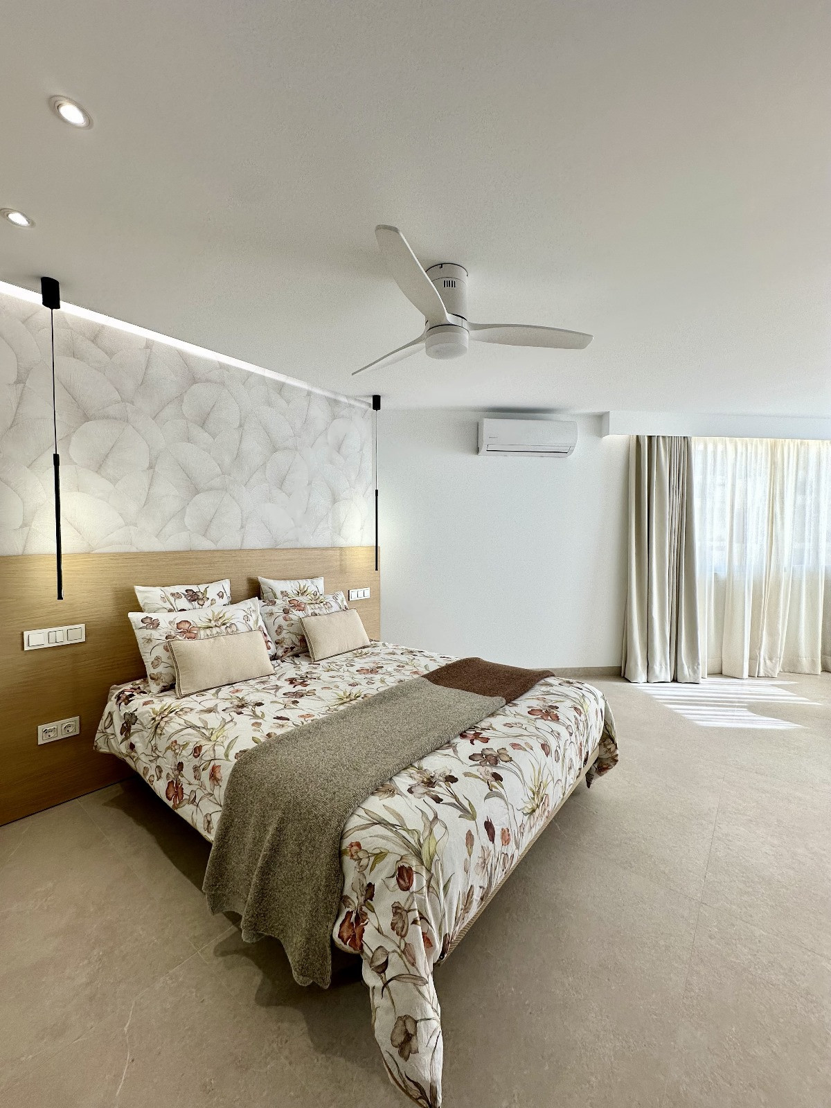 2 Bed Apartment for sale in Marbella Costa Del Sol, Málaga, Spain