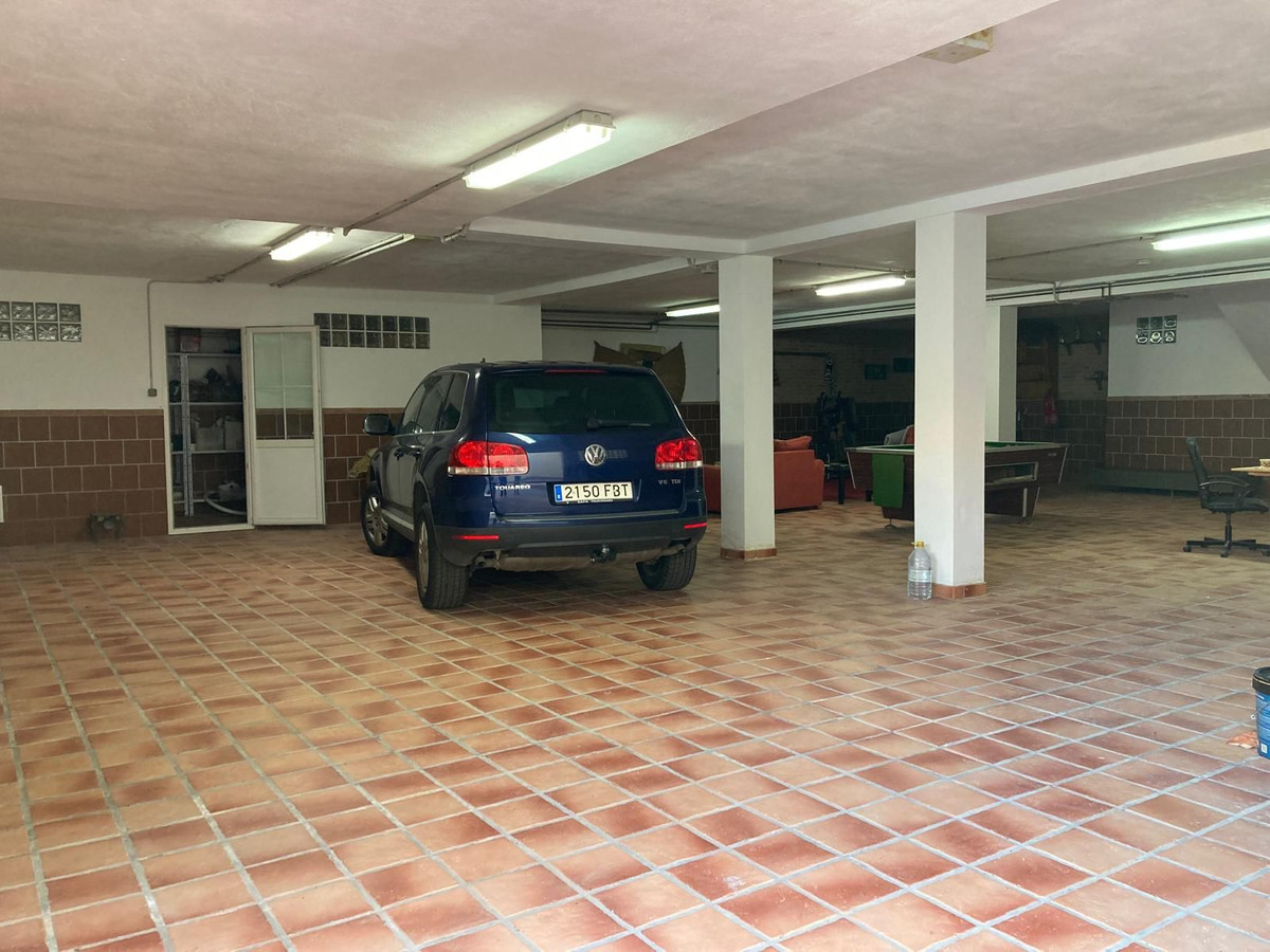 Se vende Villa - Chalet de 4 dormitorios en Costa Del Sol, Málaga, España