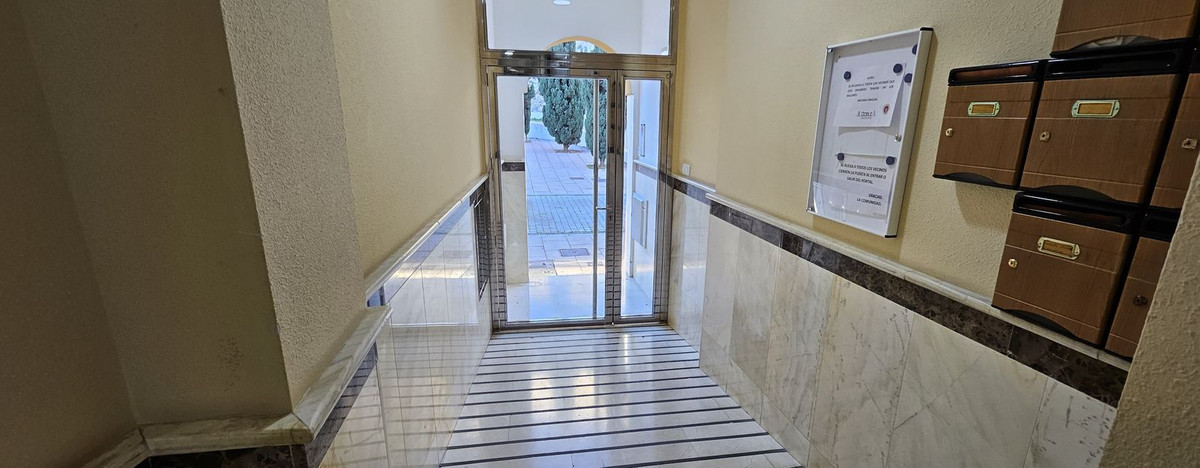 Se vende Local comercial  en Costa Del Sol, Málaga, España