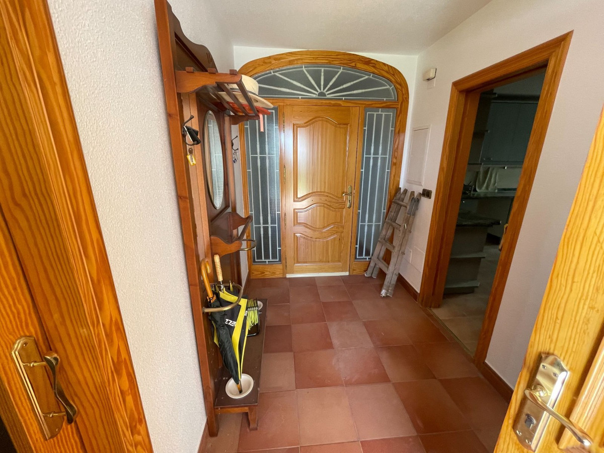 Se vende Villa - Chalet de 6 dormitorios en Costa Calida, Murcia, España