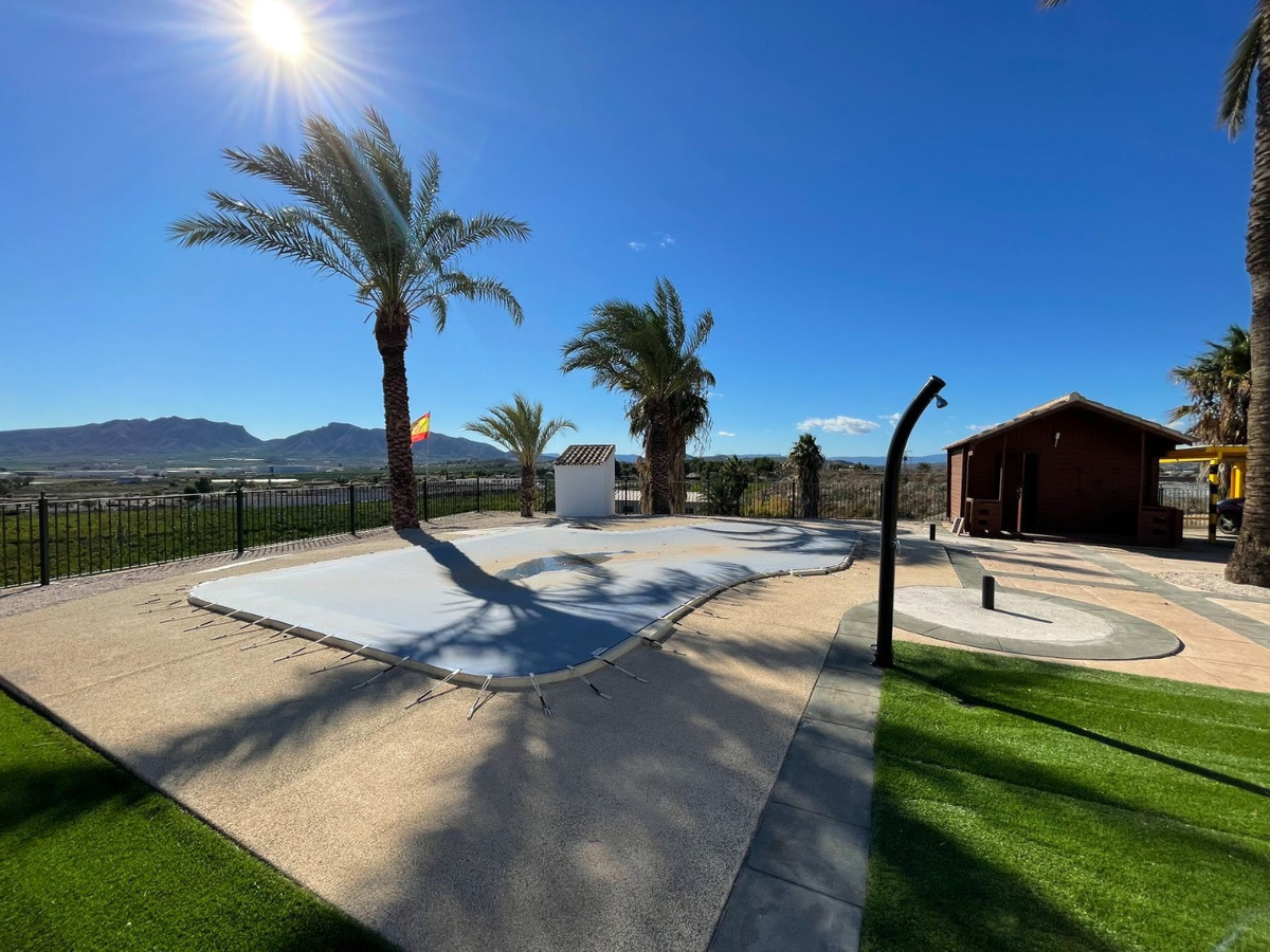 Se vende Villa - Chalet de 6 dormitorios en Costa Calida, Murcia, España