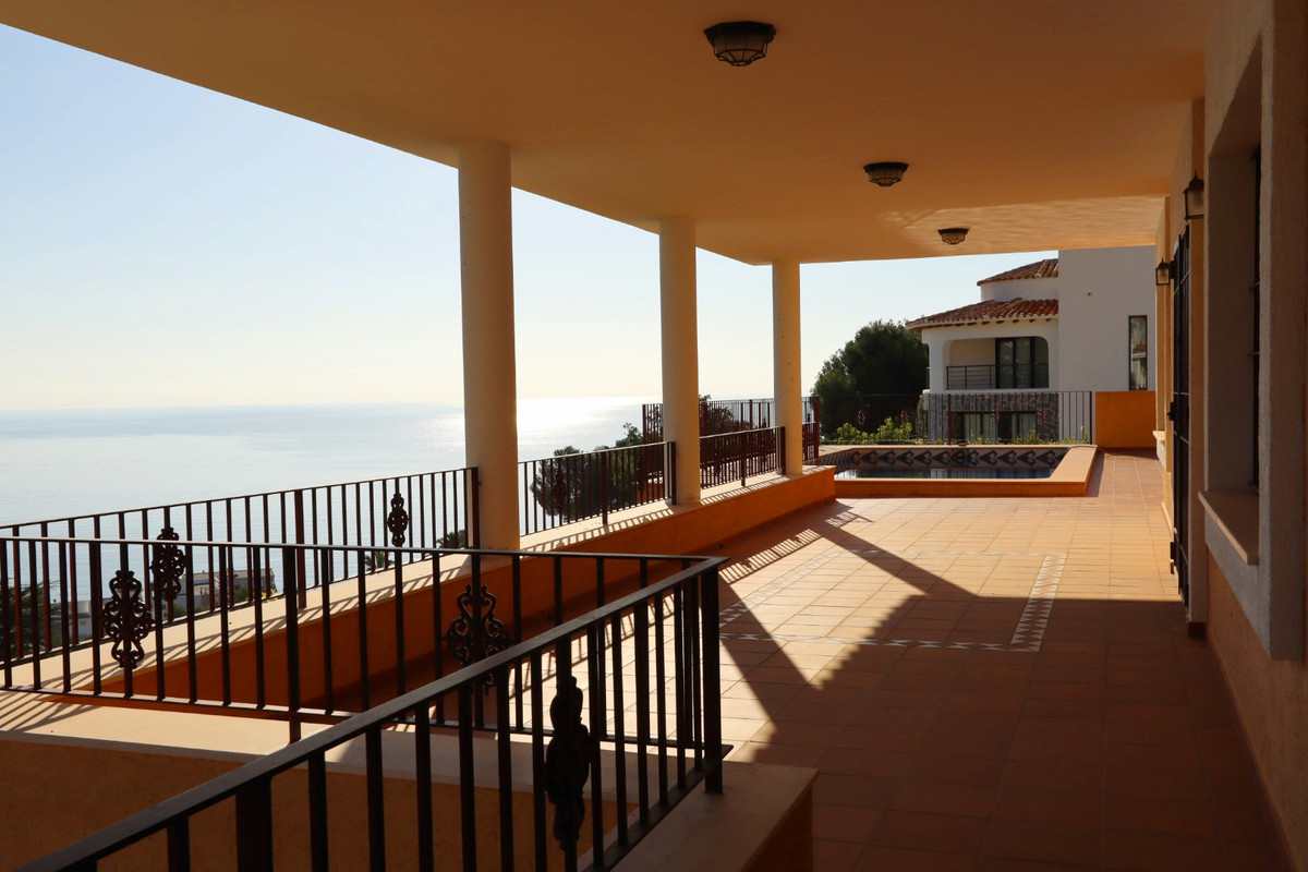 5 Bed Townhouse for sale in Altea Costa Blanca, Alicante, Spain