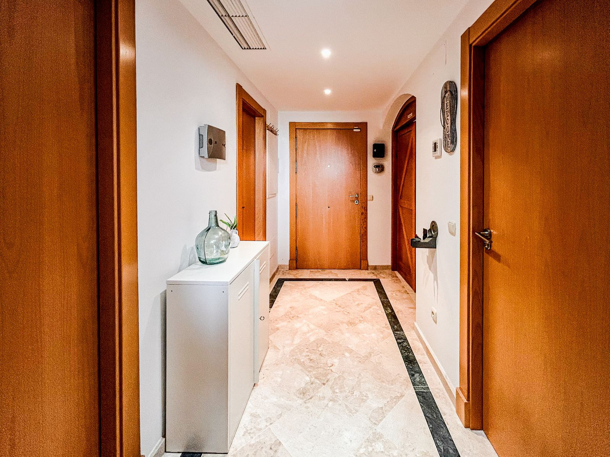 2 Bed Apartment for sale in Casares Costa Del Sol, Málaga, Spain